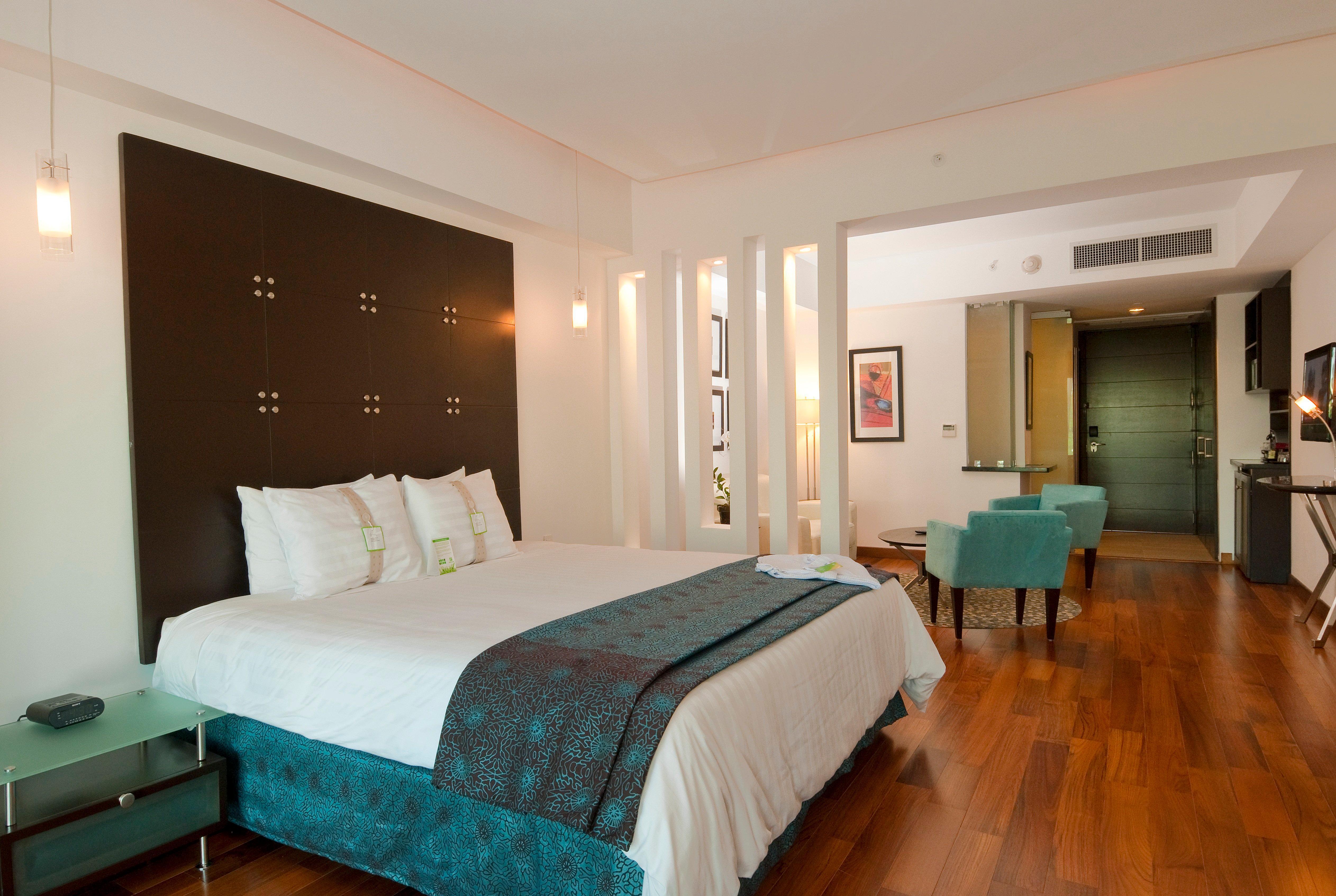 Holiday Inn Santo Domingo By Ihg Eksteriør bilde A room at the Hilton Tel Aviv